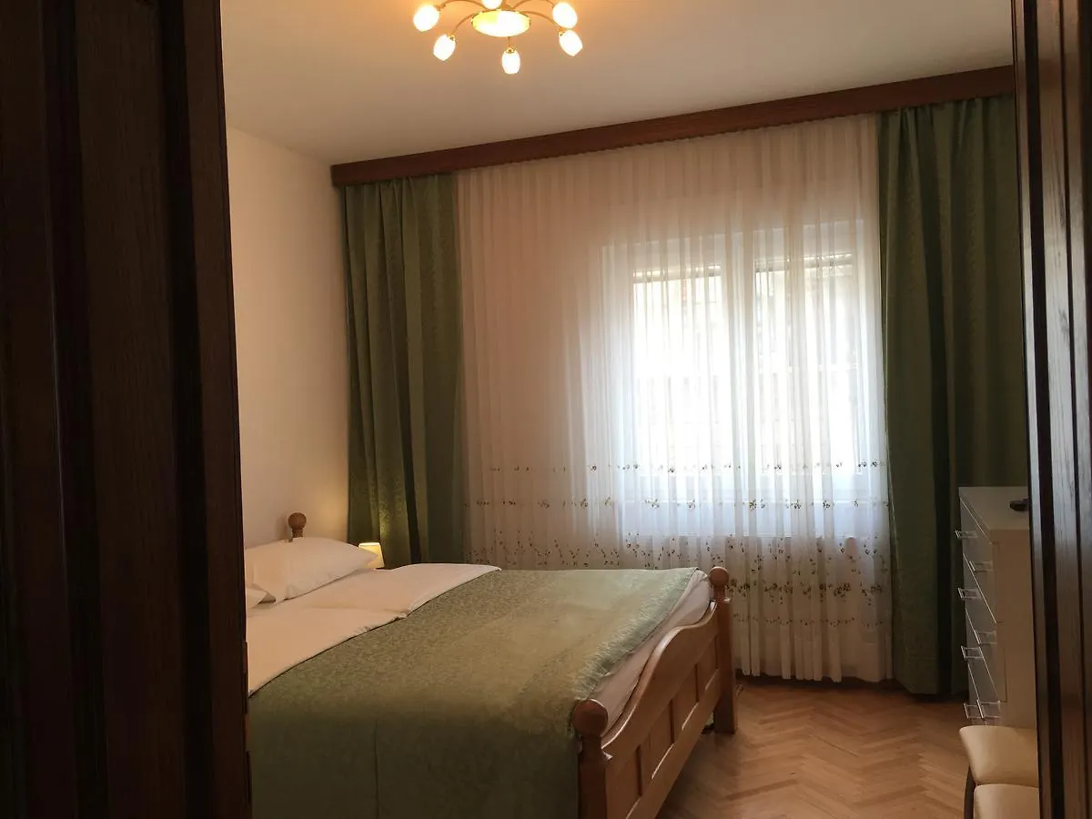 Apartments Ursic Split