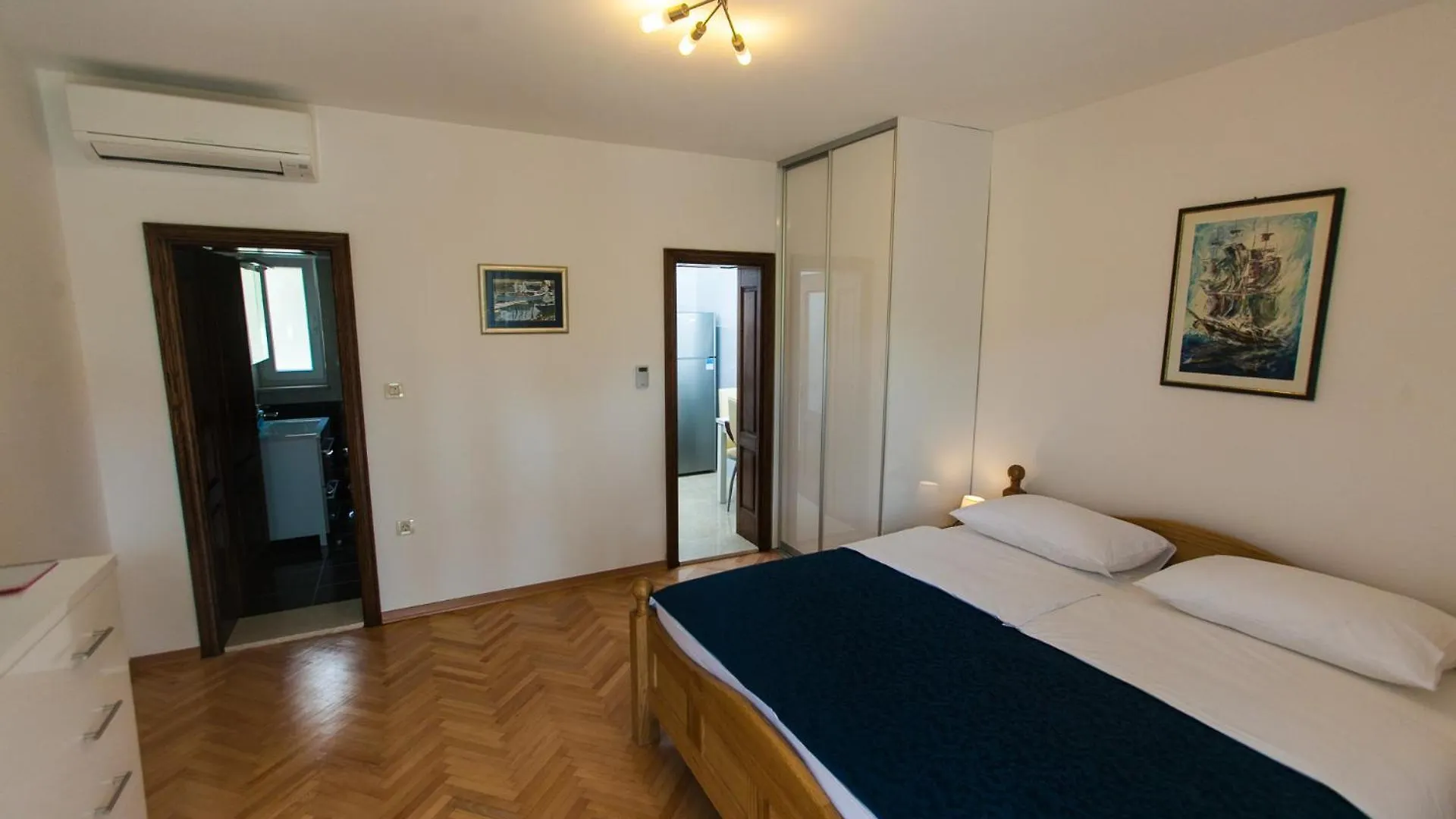 Apartments Ursic Split