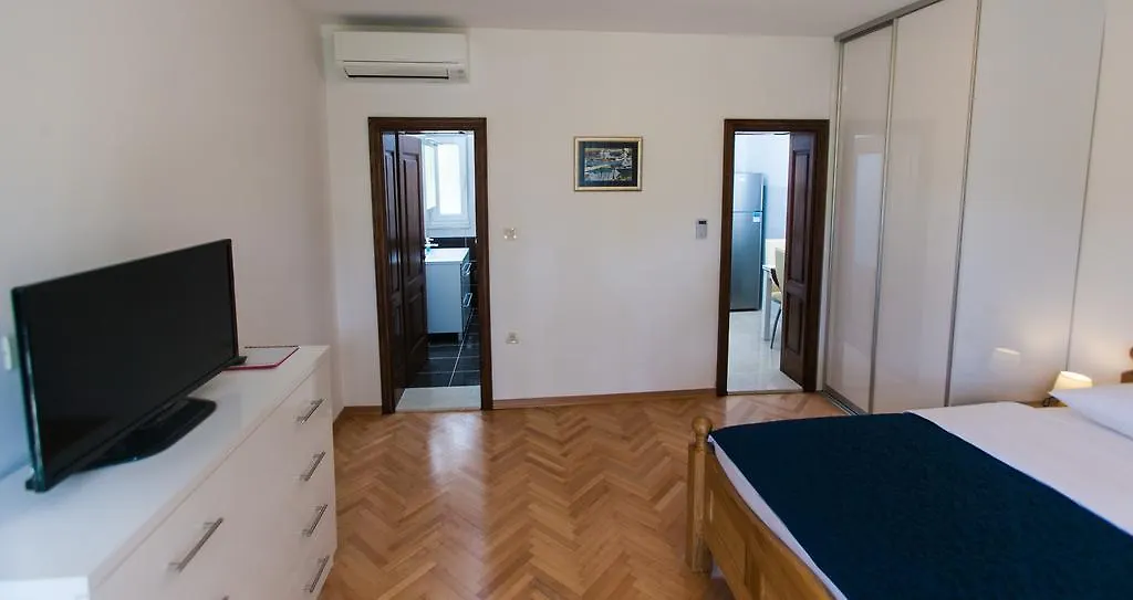 Apartments Ursic Split