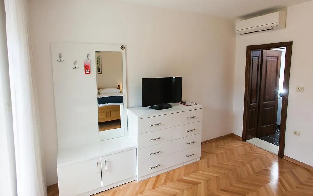 Apartments Ursic Split