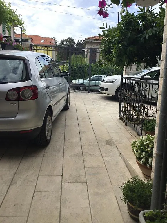 Apartments Ursic Split