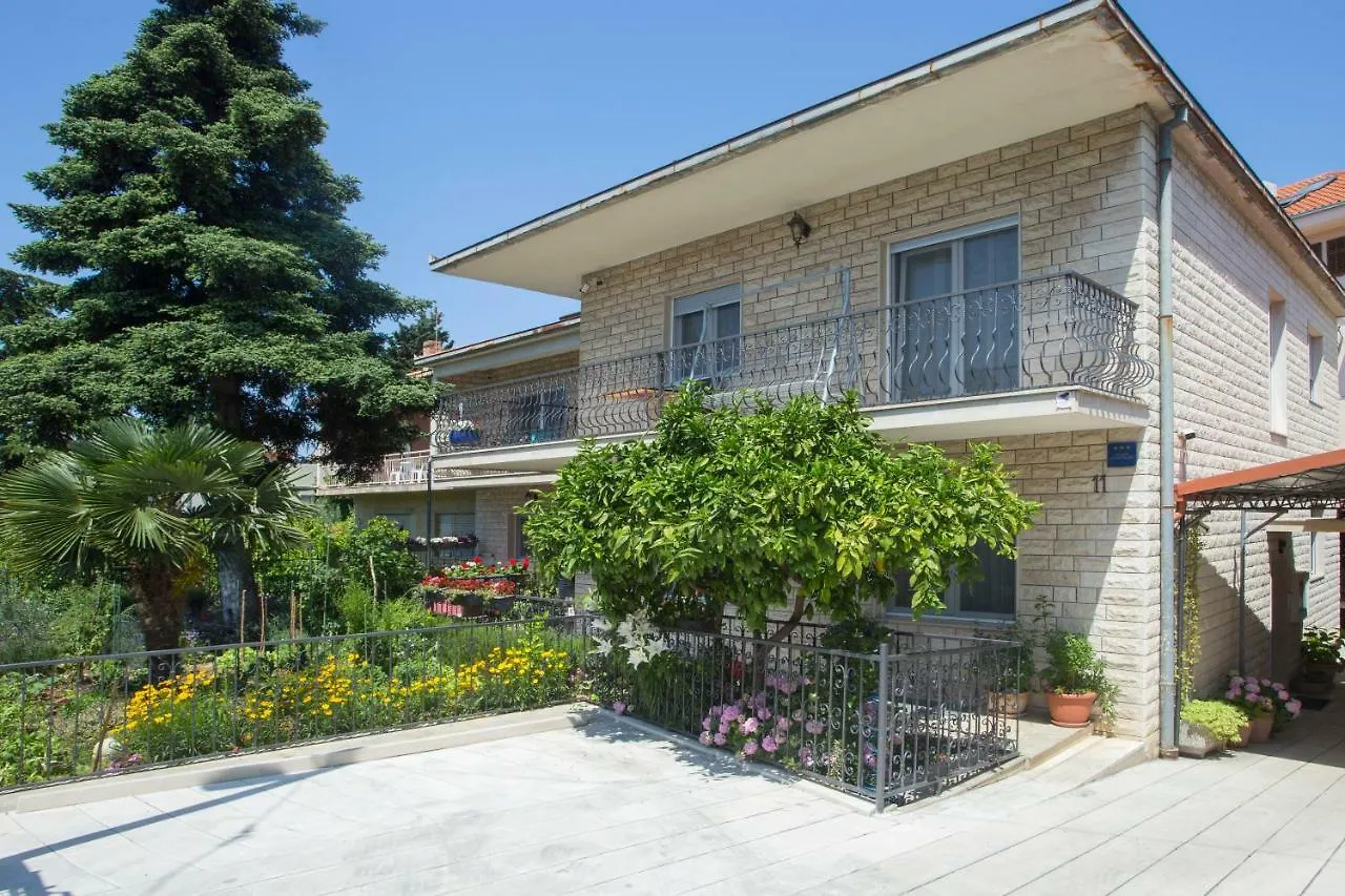 Apartments Ursic Split